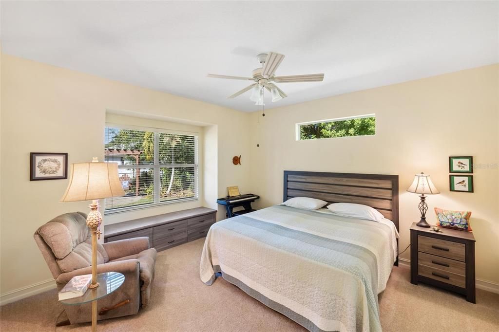 待售: $305,000 (3 贝兹, 2 浴室, 1608 平方英尺)