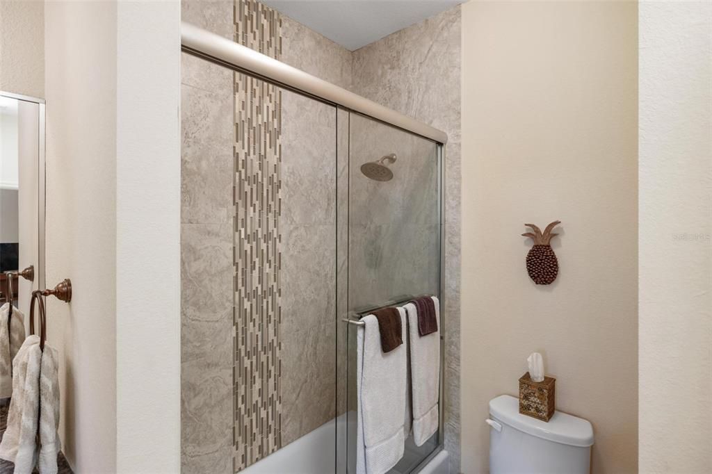 待售: $305,000 (3 贝兹, 2 浴室, 1608 平方英尺)