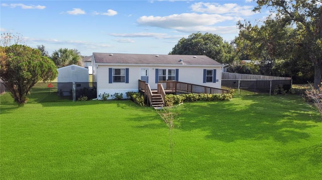 For Sale: $215,000 (3 beds, 2 baths, 1080 Square Feet)