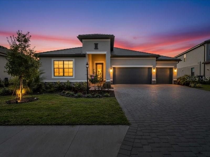 For Rent: $7,000 (4 beds, 3 baths, 2725 Square Feet)