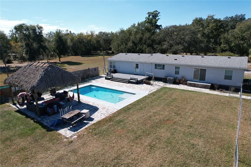 En Venta: $450,000 (4 camas, 2 baños, 2280 Pies cuadrados)