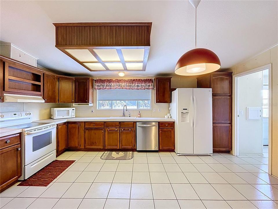 En Venta: $450,000 (4 camas, 2 baños, 2280 Pies cuadrados)