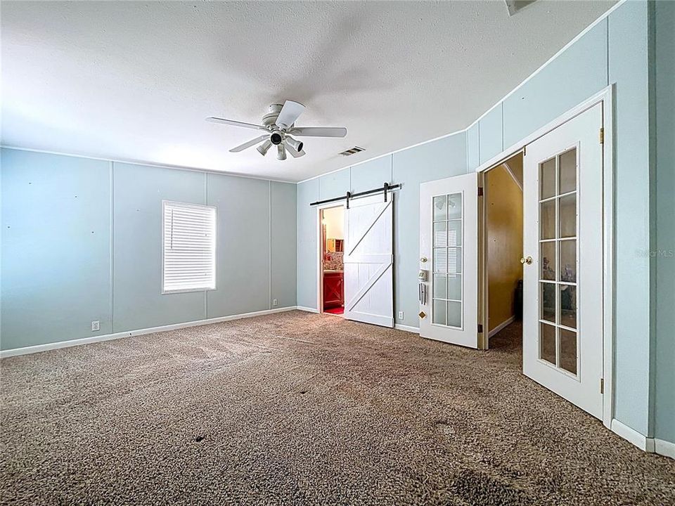 En Venta: $450,000 (4 camas, 2 baños, 2280 Pies cuadrados)