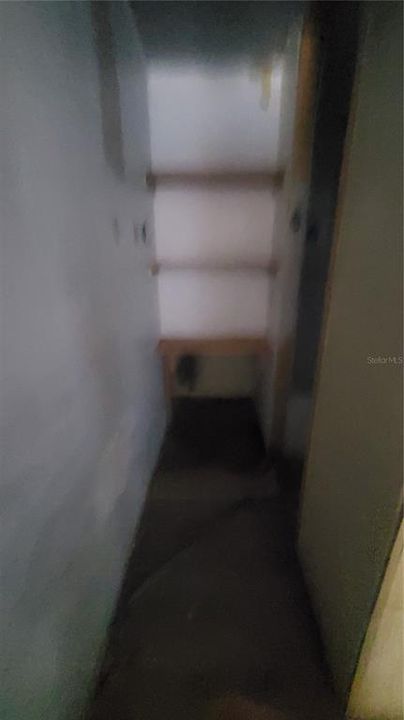 For Sale: $100,000 (2 beds, 1 baths, 756 Square Feet)