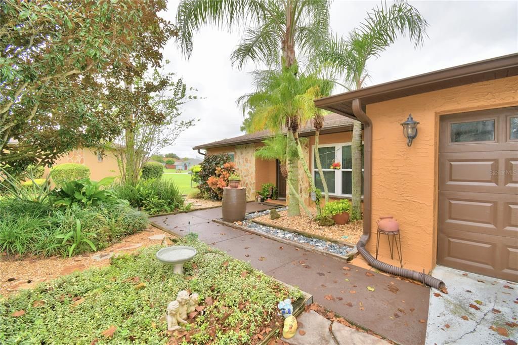 En Venta: $399,000 (3 camas, 2 baños, 1943 Pies cuadrados)