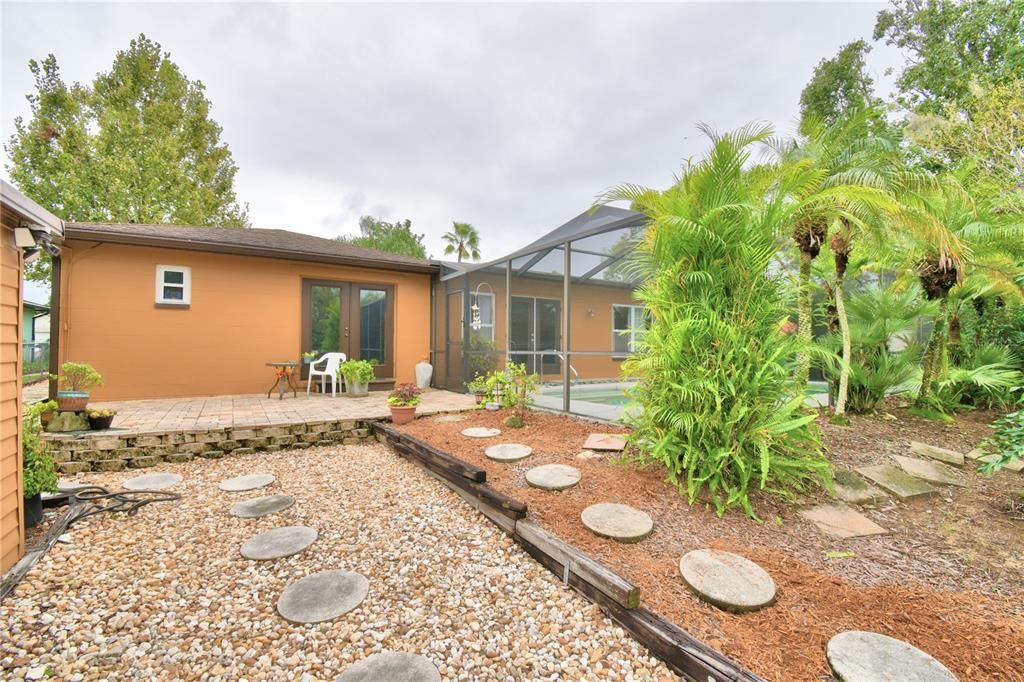 En Venta: $399,000 (3 camas, 2 baños, 1943 Pies cuadrados)