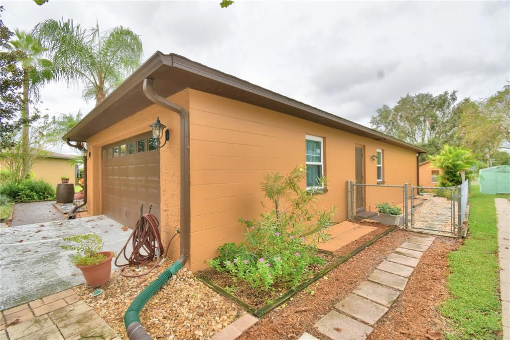 En Venta: $399,000 (3 camas, 2 baños, 1943 Pies cuadrados)