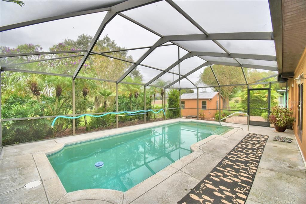 En Venta: $399,000 (3 camas, 2 baños, 1943 Pies cuadrados)