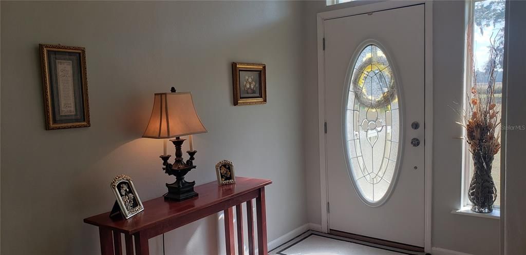 待售: $450,000 (3 贝兹, 2 浴室, 2034 平方英尺)