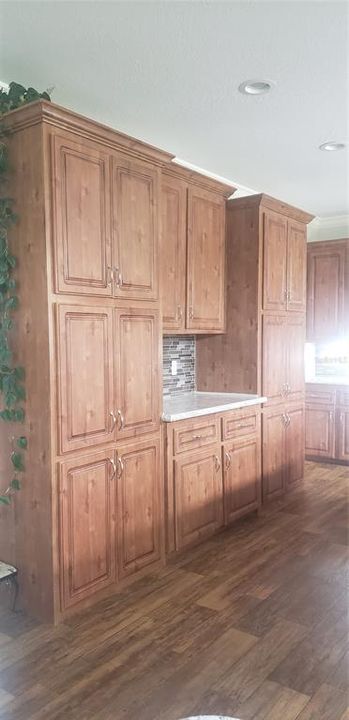 待售: $450,000 (3 贝兹, 2 浴室, 2034 平方英尺)