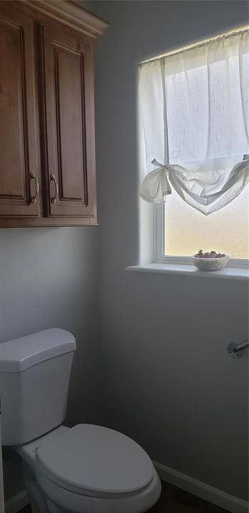 待售: $450,000 (3 贝兹, 2 浴室, 2034 平方英尺)