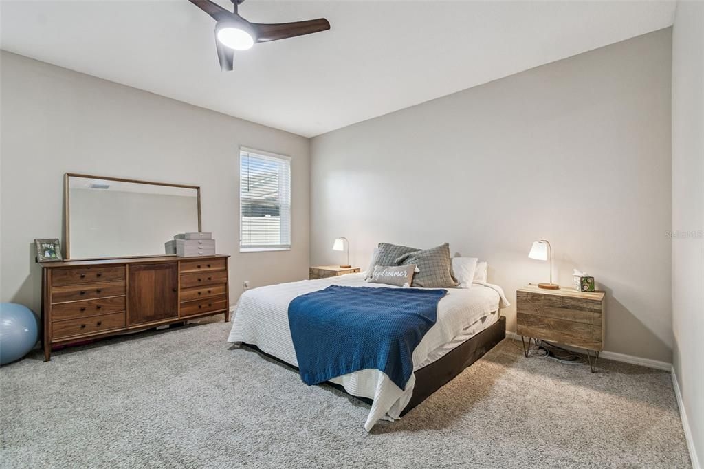 待售: $599,900 (4 贝兹, 3 浴室, 2206 平方英尺)