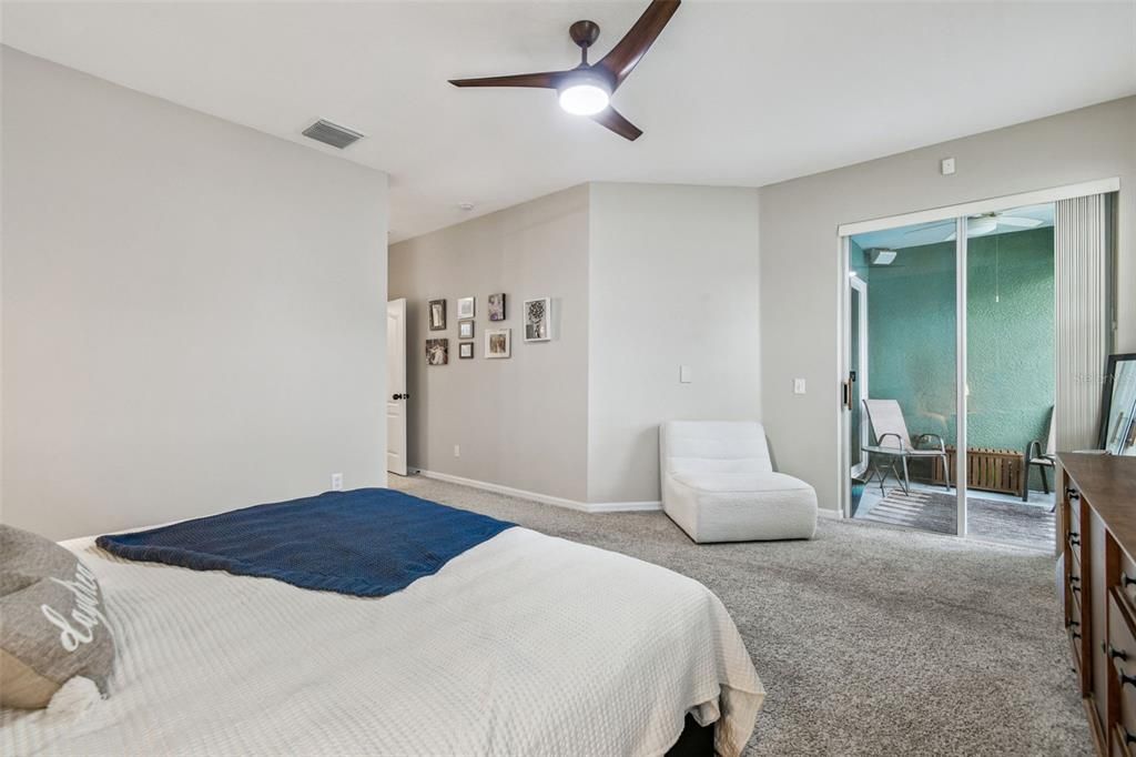 待售: $599,900 (4 贝兹, 3 浴室, 2206 平方英尺)