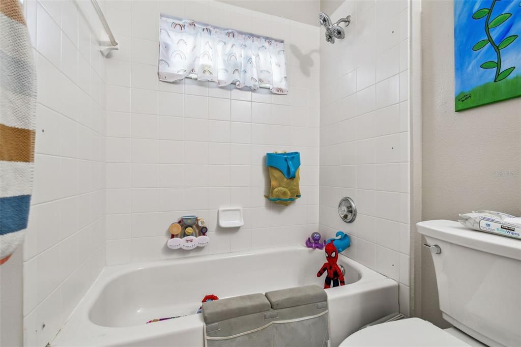 待售: $599,900 (4 贝兹, 3 浴室, 2206 平方英尺)