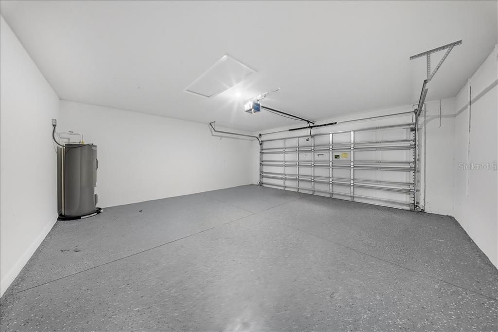 待售: $320,000 (3 贝兹, 2 浴室, 1600 平方英尺)