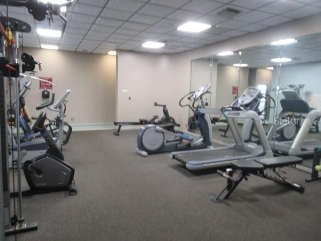 待售: $96,000 (1 贝兹, 1 浴室, 680 平方英尺)