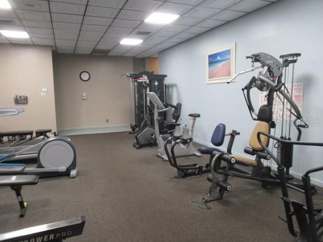 待售: $96,000 (1 贝兹, 1 浴室, 680 平方英尺)