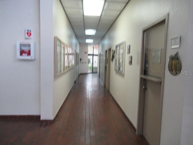 待售: $96,000 (1 贝兹, 1 浴室, 680 平方英尺)