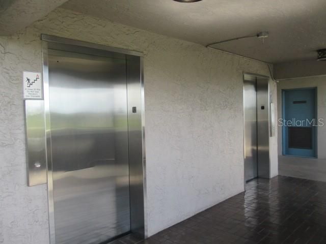 待售: $96,000 (1 贝兹, 1 浴室, 680 平方英尺)