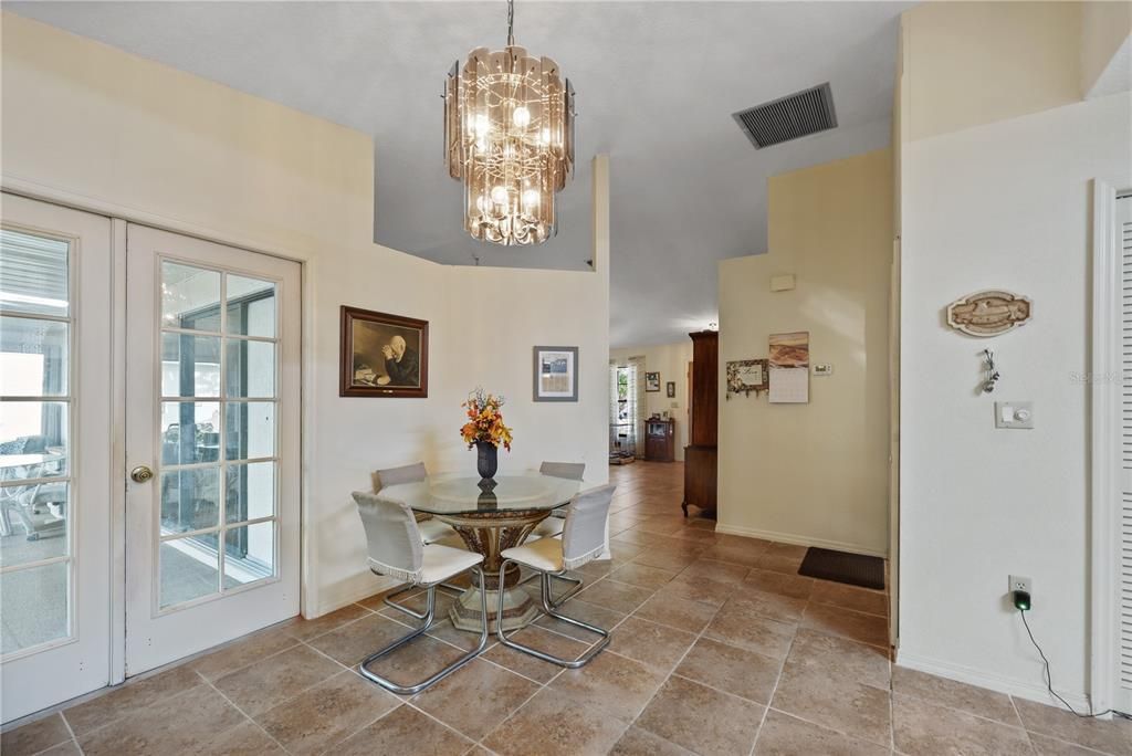 For Sale: $349,000 (3 beds, 2 baths, 1834 Square Feet)