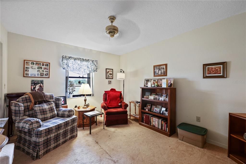 For Sale: $349,000 (3 beds, 2 baths, 1834 Square Feet)