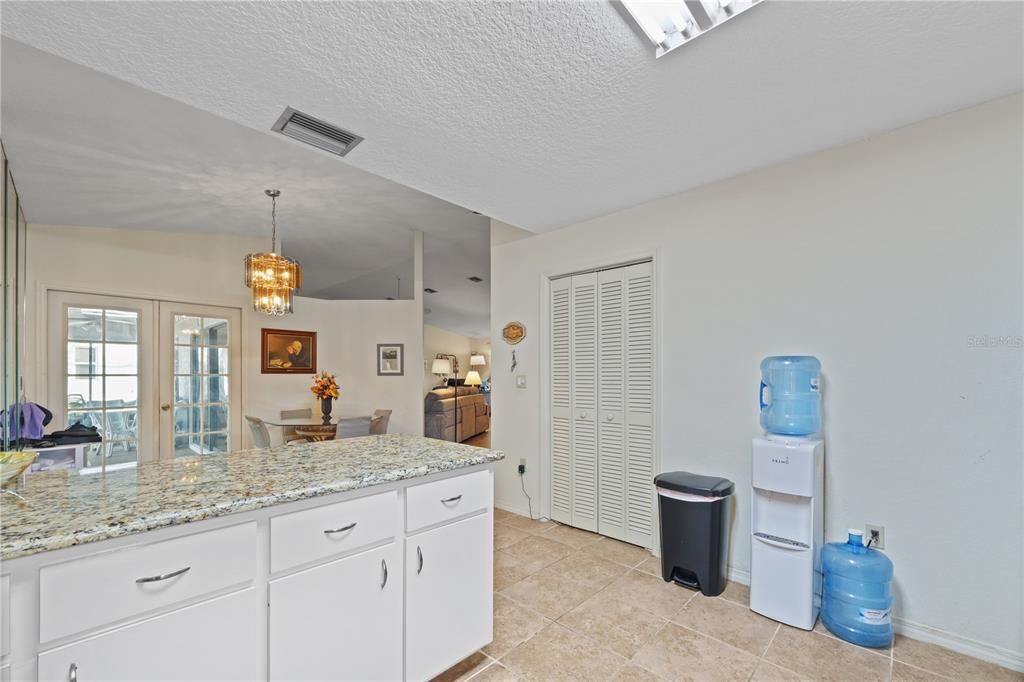 For Sale: $349,000 (3 beds, 2 baths, 1834 Square Feet)