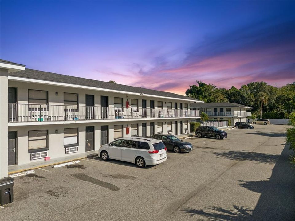 На продажу: $3,450,000 (0 спален, 0 ванн, 10200 Квадратных фут)