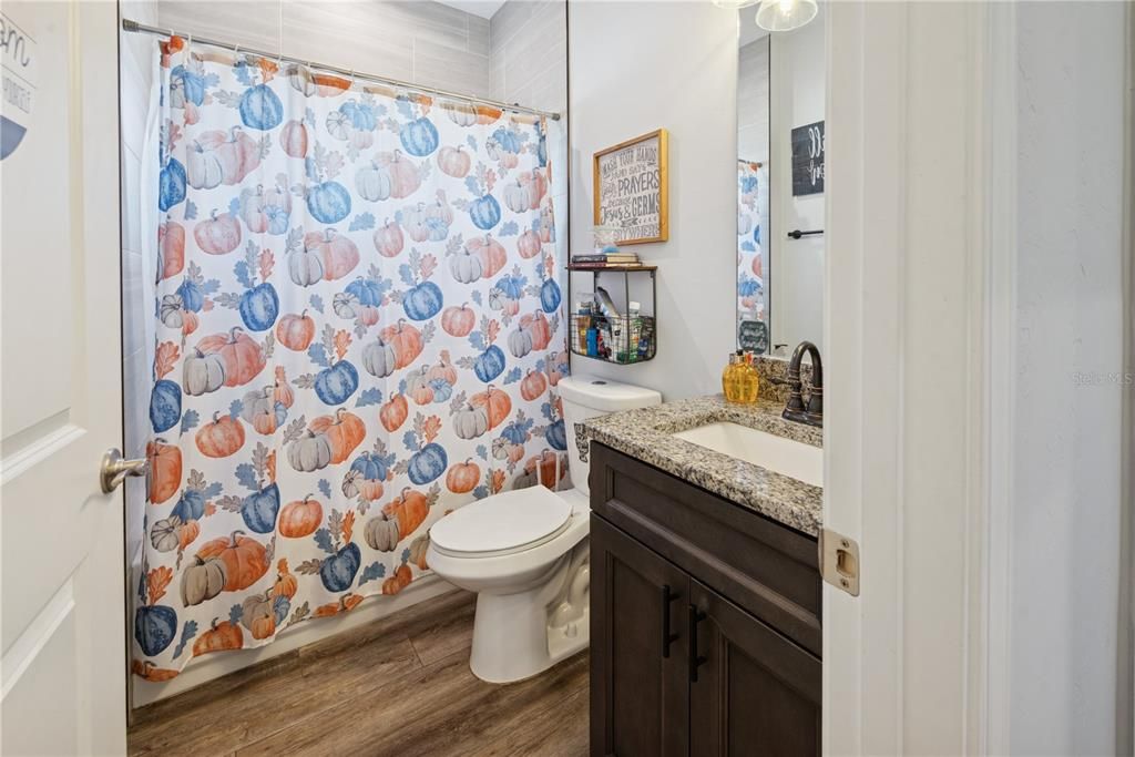 待售: $415,000 (3 贝兹, 2 浴室, 1616 平方英尺)