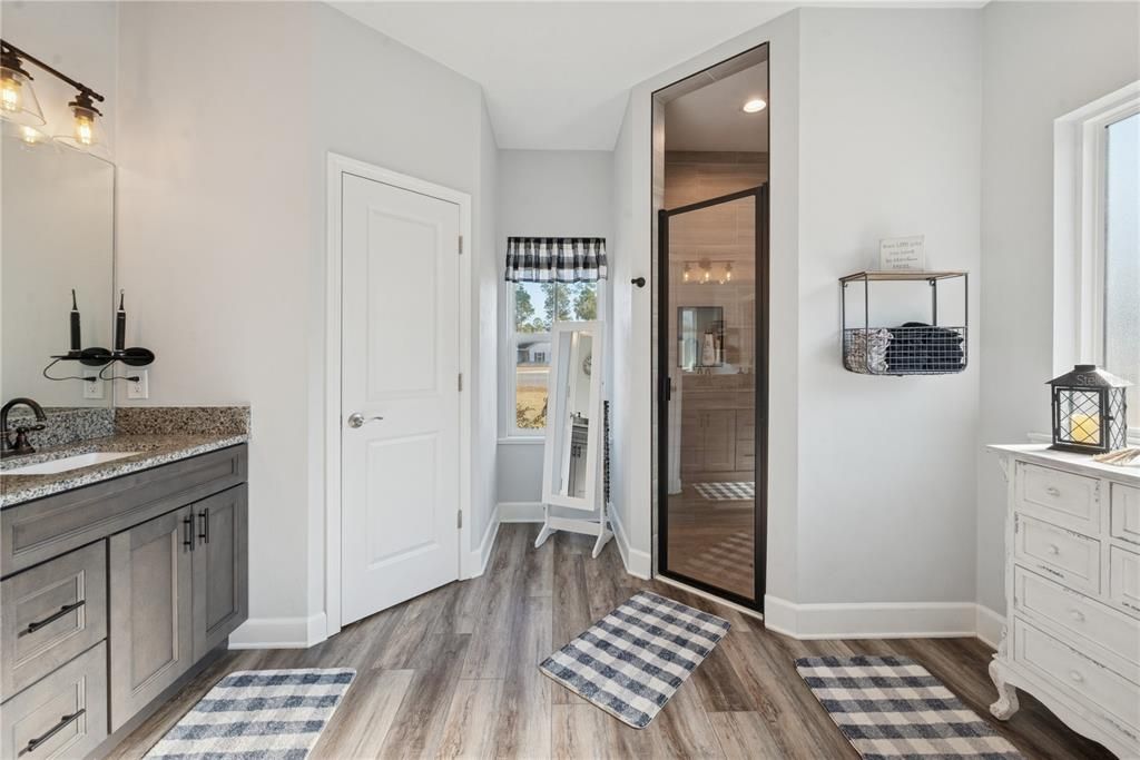 待售: $415,000 (3 贝兹, 2 浴室, 1616 平方英尺)