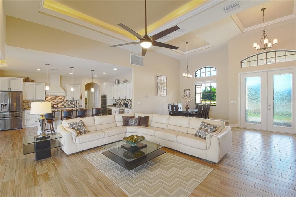 На продажу: $625,000 (3 спален, 3 ванн, 2478 Квадратных фут)