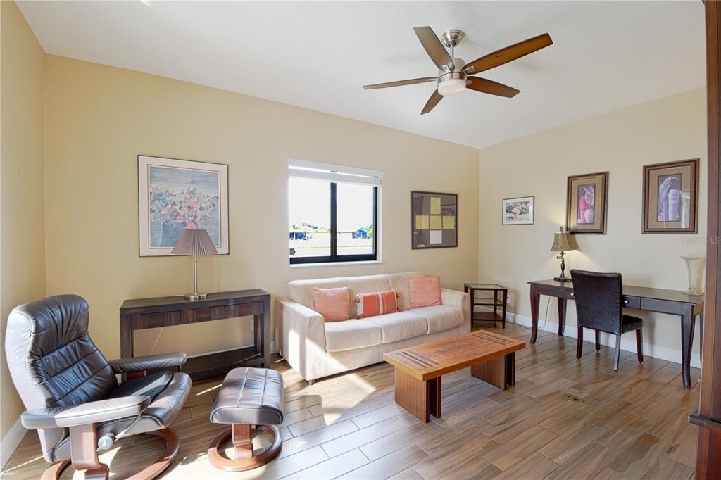 На продажу: $625,000 (3 спален, 3 ванн, 2478 Квадратных фут)