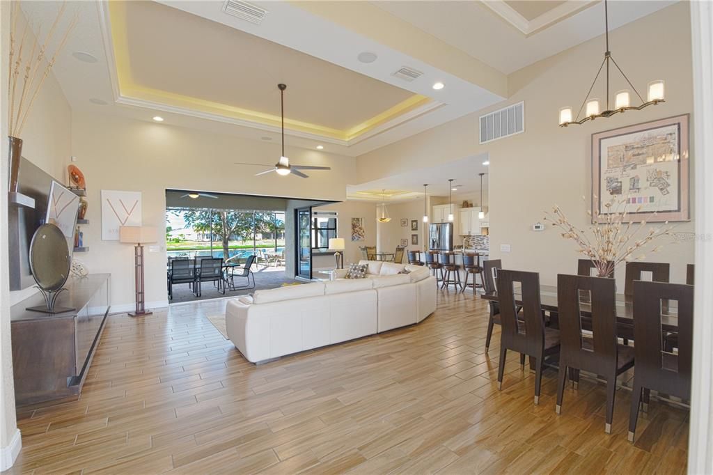 На продажу: $625,000 (3 спален, 3 ванн, 2478 Квадратных фут)