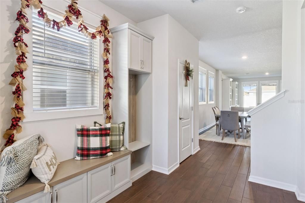 For Sale: $550,000 (4 beds, 3 baths, 2721 Square Feet)