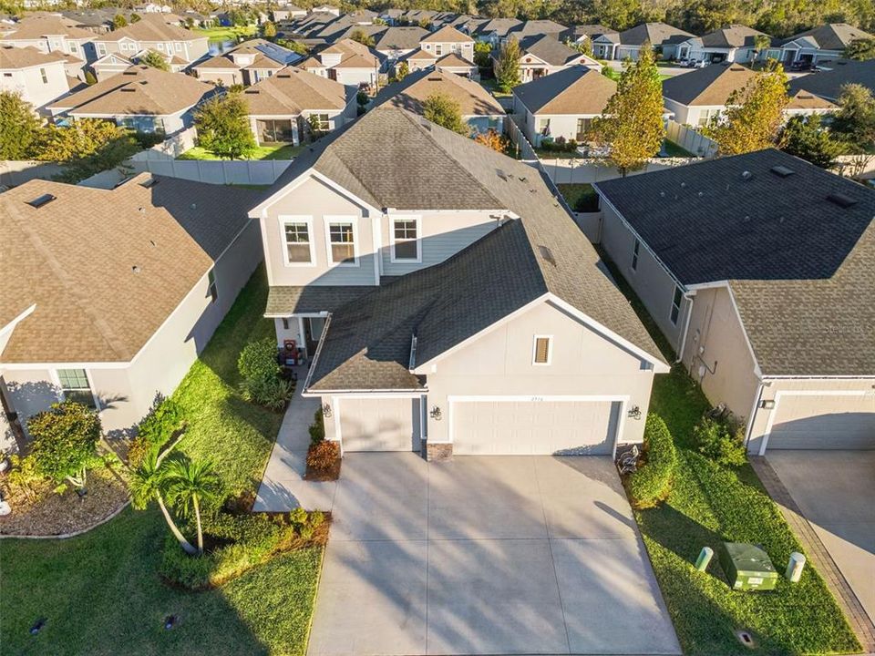 For Sale: $550,000 (4 beds, 3 baths, 2721 Square Feet)