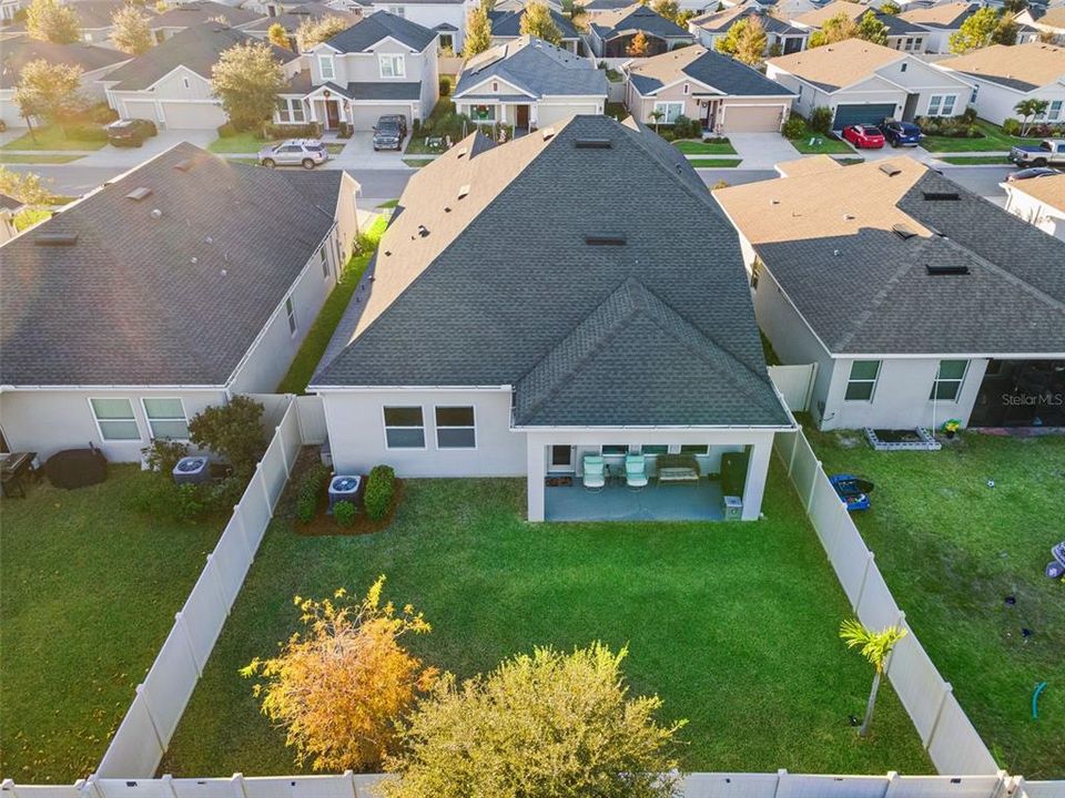 For Sale: $550,000 (4 beds, 3 baths, 2721 Square Feet)