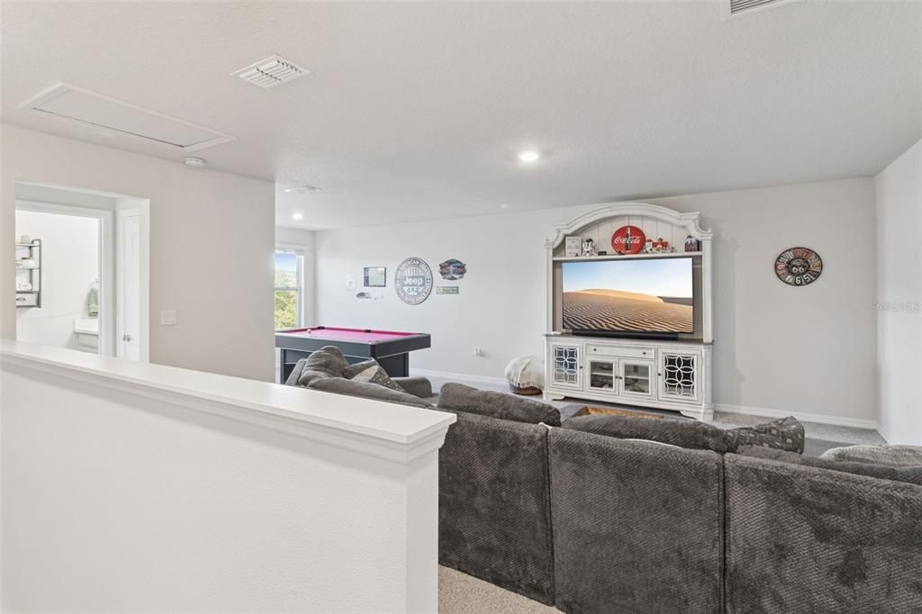 For Sale: $550,000 (4 beds, 3 baths, 2721 Square Feet)