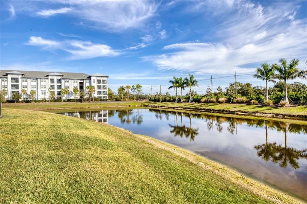 For Rent: $2,700 (2 beds, 2 baths, 1625 Square Feet)