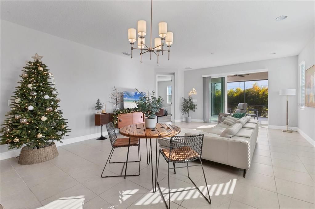 For Rent: $2,700 (2 beds, 2 baths, 1625 Square Feet)