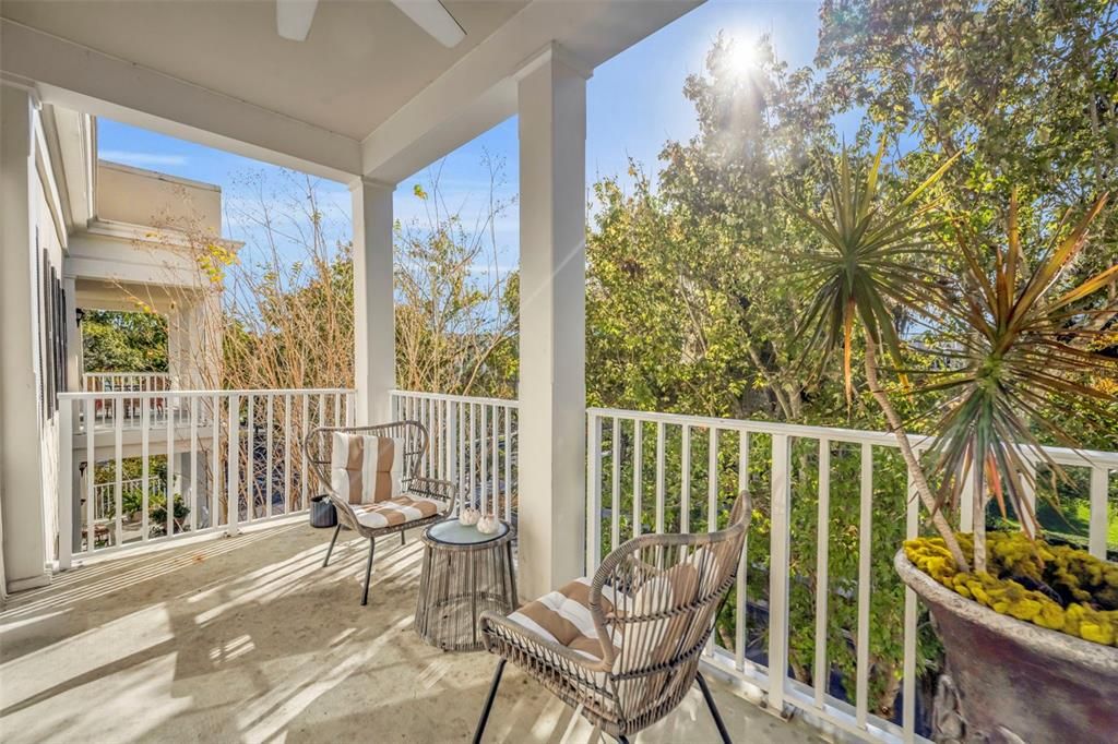 For Sale: $499,900 (3 beds, 2 baths, 1430 Square Feet)