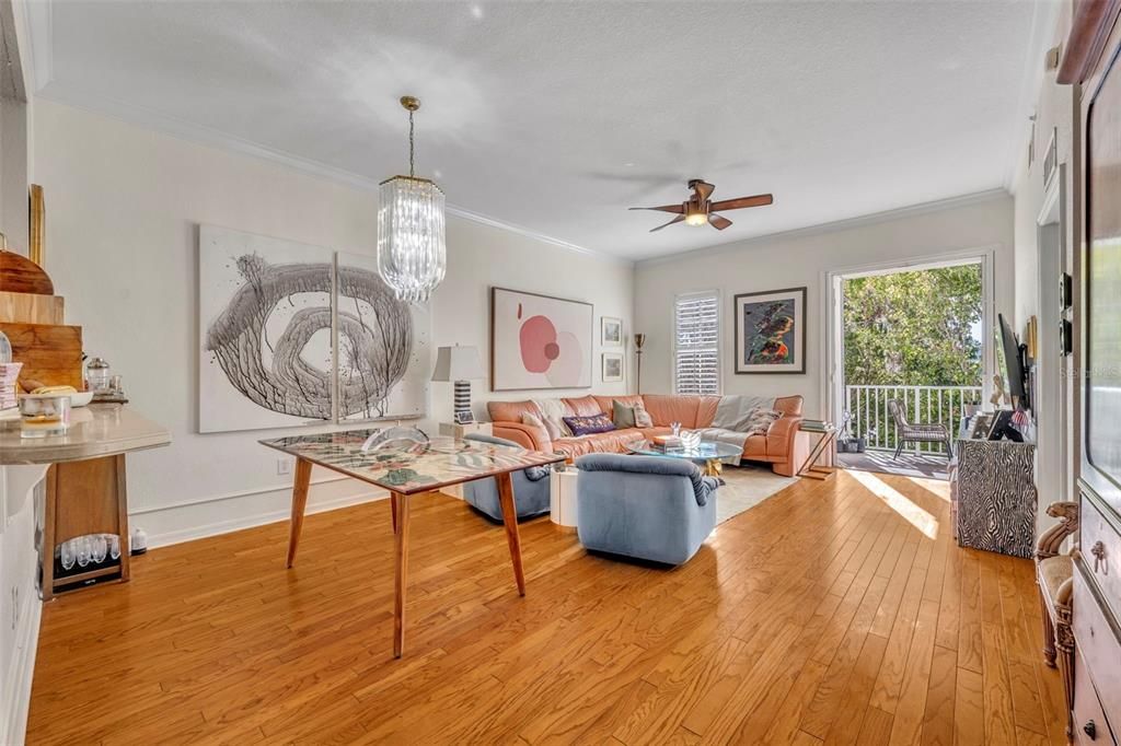 For Sale: $499,900 (3 beds, 2 baths, 1430 Square Feet)