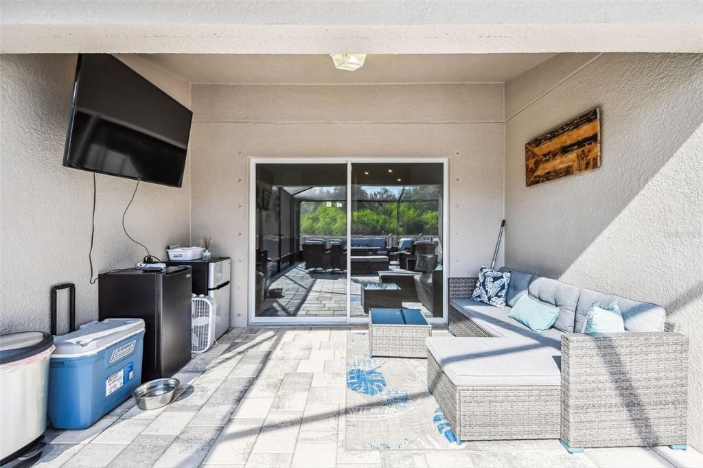 待售: $324,900 (4 贝兹, 3 浴室, 1946 平方英尺)