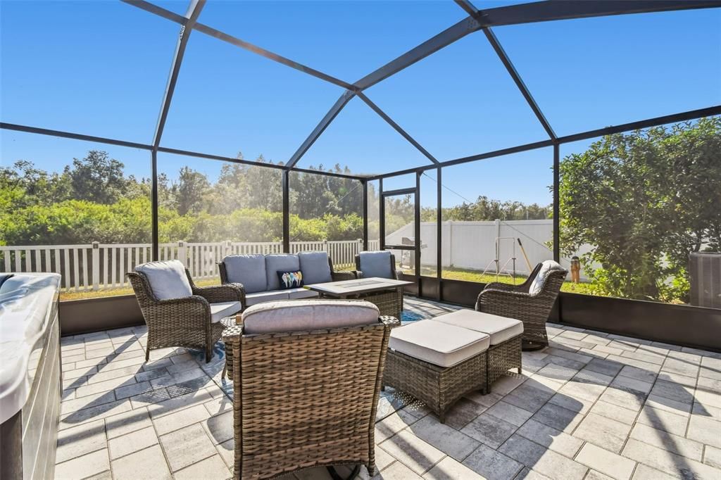 待售: $324,900 (4 贝兹, 3 浴室, 1946 平方英尺)