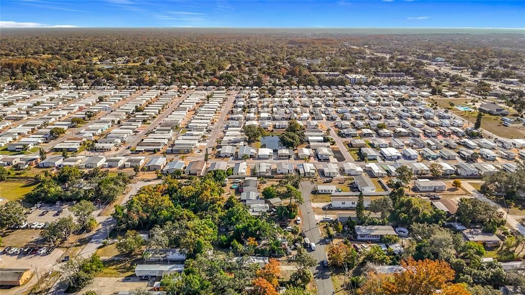 For Sale: $120,000 (2 beds, 1 baths, 720 Square Feet)