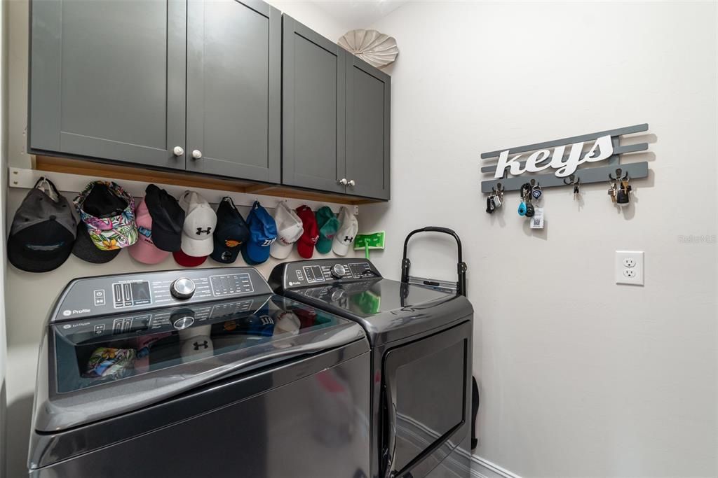 For Rent: $3,500 (4 beds, 2 baths, 1846 Square Feet)