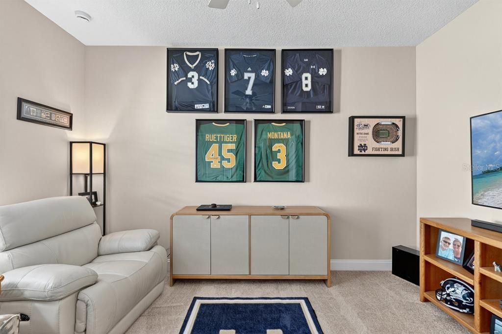 На продажу: $699,000 (3 спален, 2 ванн, 2083 Квадратных фут)