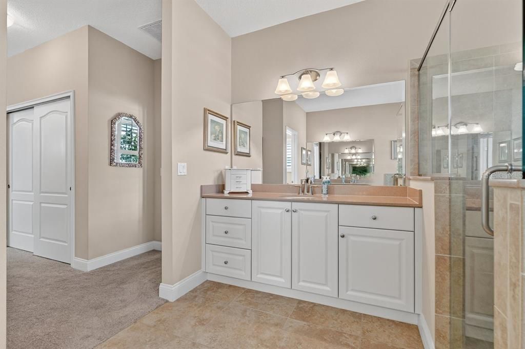 На продажу: $699,000 (3 спален, 2 ванн, 2083 Квадратных фут)