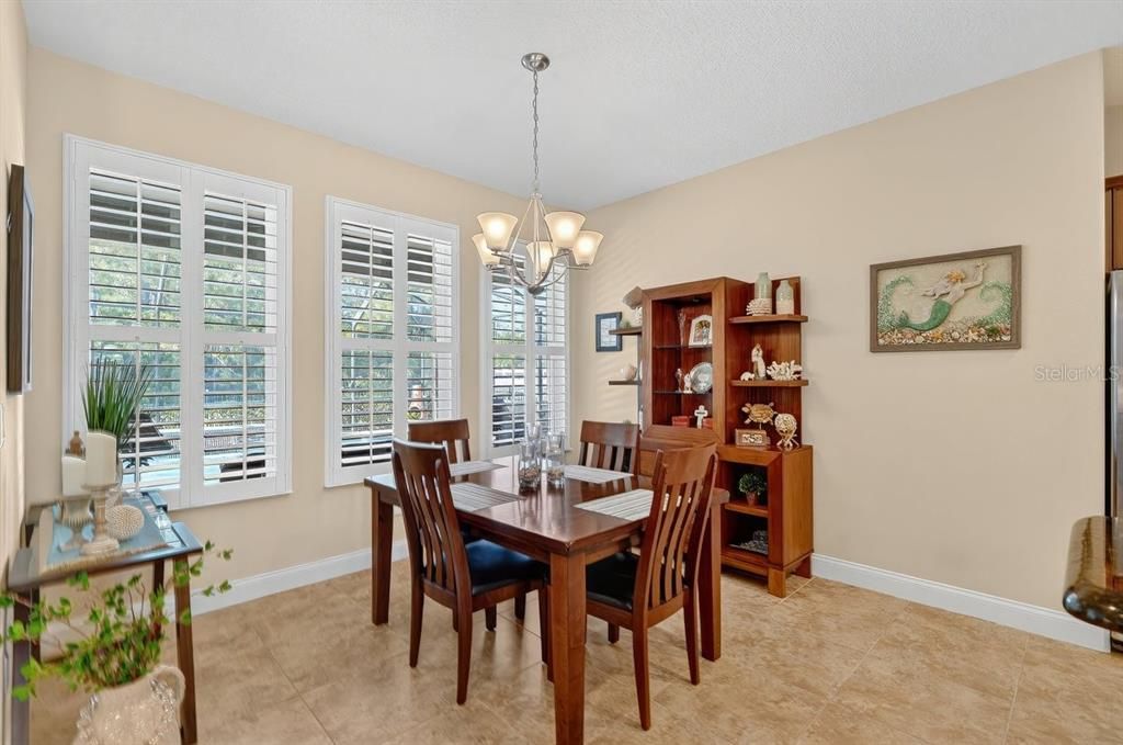 На продажу: $699,000 (3 спален, 2 ванн, 2083 Квадратных фут)