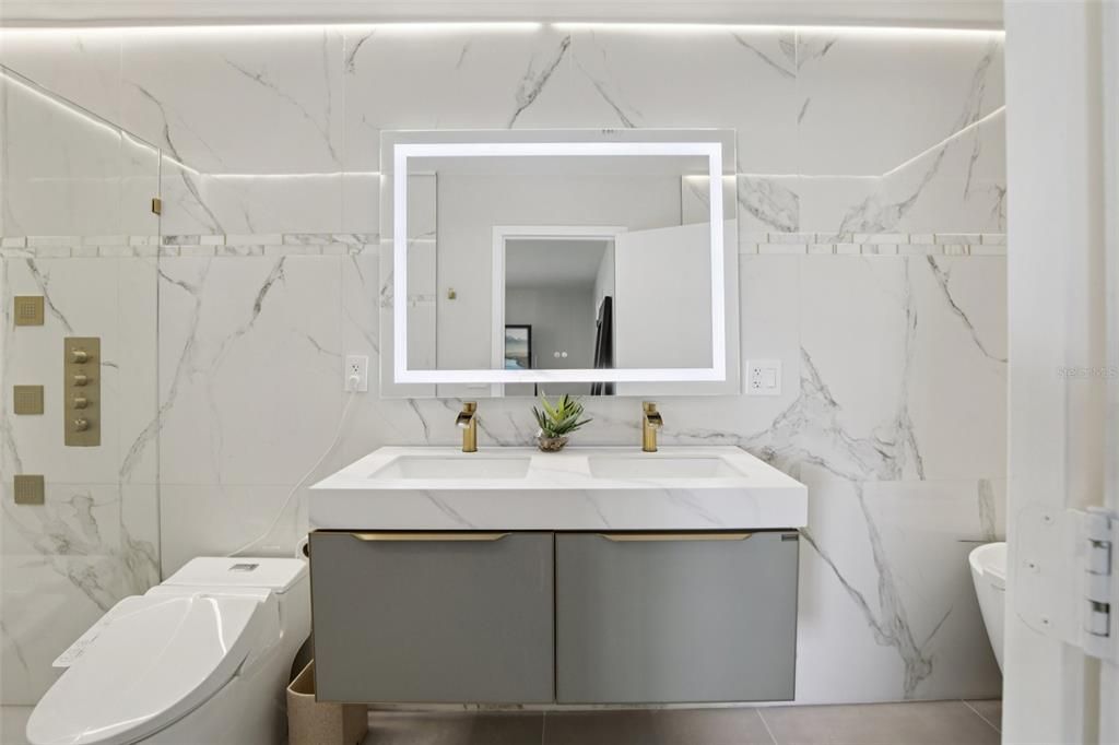 待售: $479,900 (4 贝兹, 2 浴室, 1814 平方英尺)