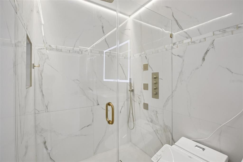 待售: $479,900 (4 贝兹, 2 浴室, 1814 平方英尺)