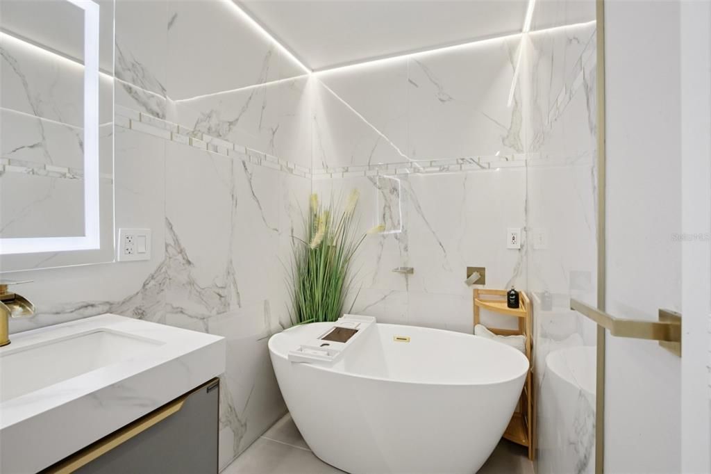 待售: $479,900 (4 贝兹, 2 浴室, 1814 平方英尺)